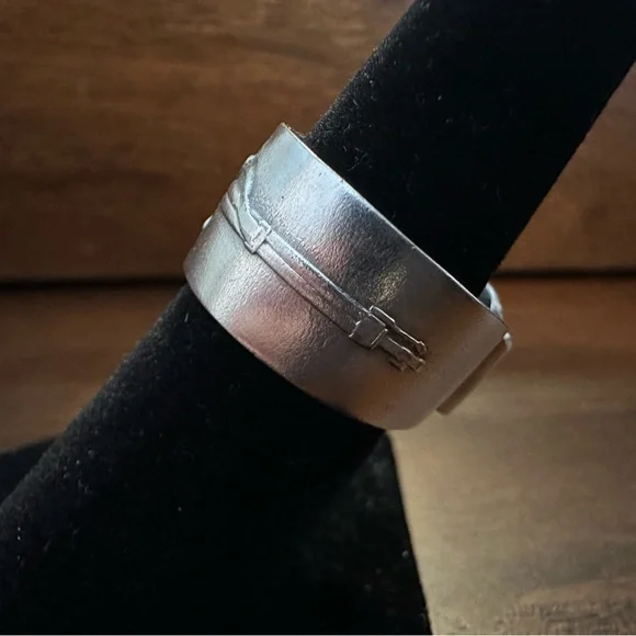 1954 Rifle Spoon Ring - Picture 4 of 14